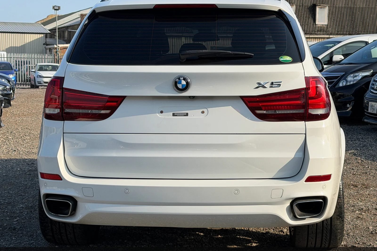Dec 2018 BMW X5 3.0D M Sport Special White Edition (1 of 80)